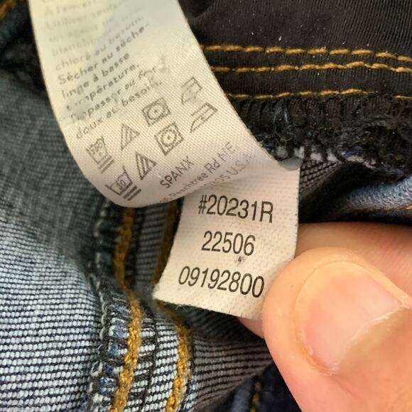 Spanx Crop Flare Raw Hem Jeans S Pull On Stretch Wide Leg High Rise Slimming - Picture 9 of 11